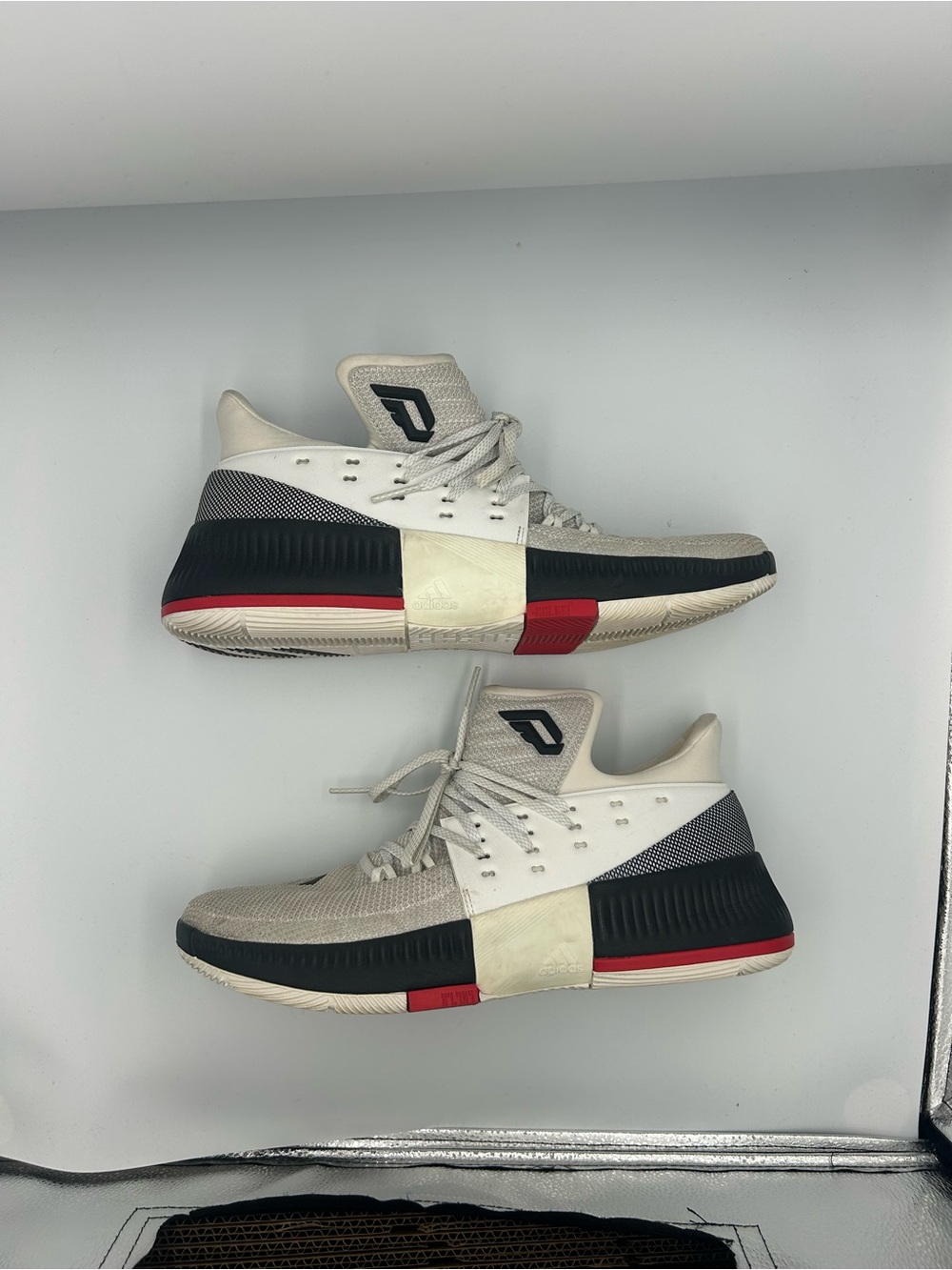 Adidas D Lillard 3 Rip City BB8268 Men’s Size 10.5 White Black Red Used